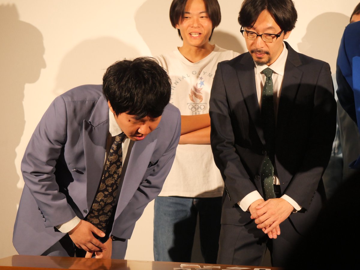 Milkycreep1023's tweet photo. 「BINBO」行きました！あんまり見ない組み合わせのライブで楽しかったです。畑・前島ペアやヒガ2000さんを見れたのも嬉しかった！高級な商品の値段を当てて21万にする企画も予想がつかないような商品が出てきて白熱していてよかったです🫶🫶🫶#BINBO https://t.co/d8524HWbFJ