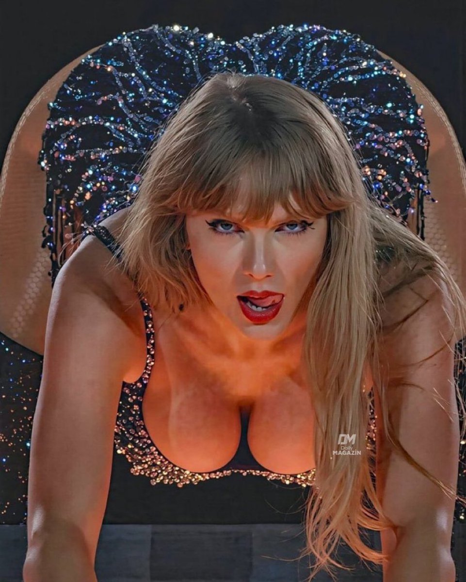 TheDivas00's tweet photo. SEXY Bitch Taylor Swift 😍 https://t.co/6W1p8qxUGR