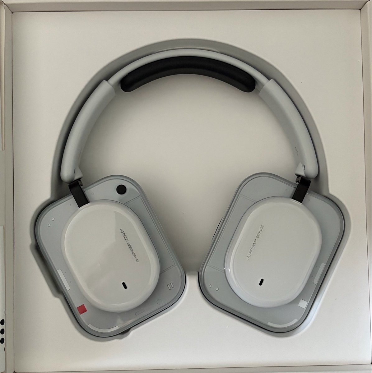 mirrorballgumi's tweet photo. very early birthday present to myself 🩶 https://t.co/cBNiNkKefd