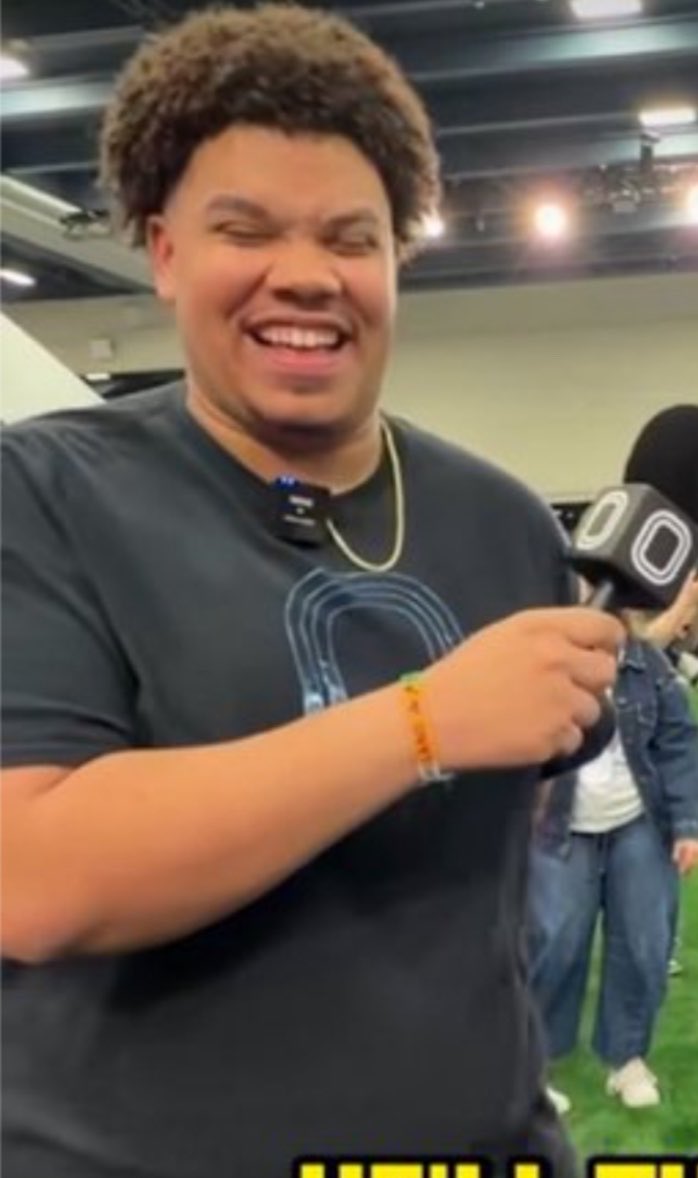 joepezz_'s tweet photo. Same guy btw https://t.co/FX6KfEUOPp