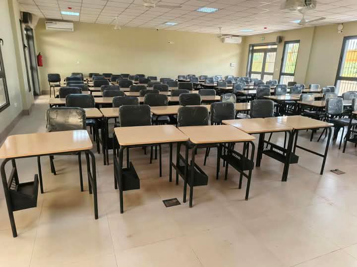 burkina24's tweet photo. 🔴Enseignement supérieur : Un nouveau complexe pédagogique inauguré à l’IBAM

https://t.co/aiiPyKtXBY https://t.co/gOC0WfF8Rx