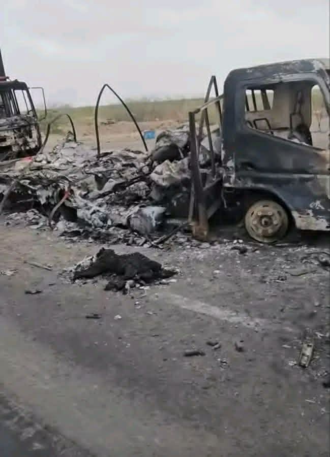 8rvmon's tweet photo. نهاية استعراض قوات الملاعقة جثث متشوية ومدرعات مسحوقة https://t.co/pgAwbPrmp8