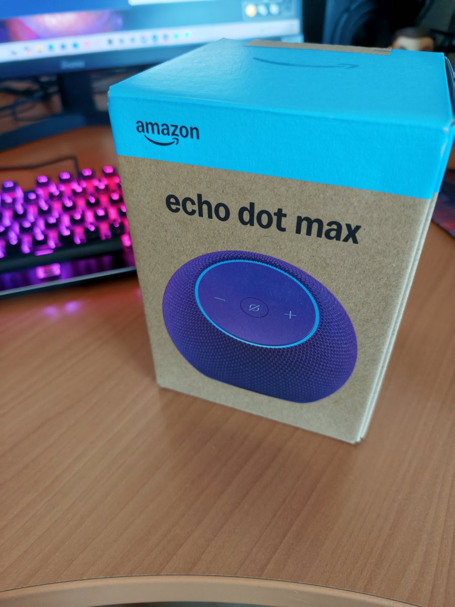 css_deimos's tweet photo. Je viens de craquer pour l'Echo Dot en violet, avec le chargeur assorti. Franchement, il est magnifique et le son est bluffant pour un appareil de cette taille 🔊💜🔊 

#AmazonEcho #EchoDot https://t.co/XKmagZi8td