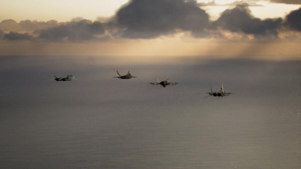 wsxnago's tweet photo. #ACECOMBAT8
#ヘタッピゲーマー奮闘記
Kナガセやハーリング大統領、ストーンヘンジなど過去作をプレイした人ならわかるキャストや名所が出てきて嬉しい(｀∀´)
とりあえず無事クリア https://t.co/XfAbkKWIkN