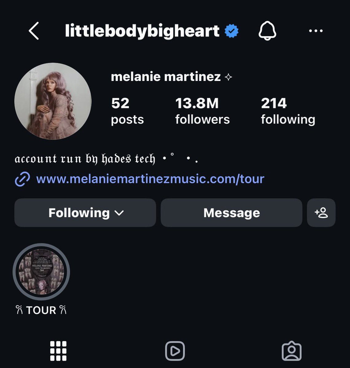 toadysHQ's tweet photo. Melanie Martinez has changed her profile picture on Instagram 🤔 https://t.co/qb9cBbIiQT