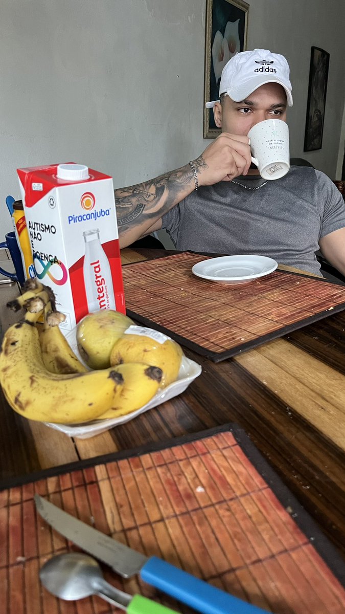 Zoucksp's tweet photo. Bom dia https://t.co/jAMVSYpYR3