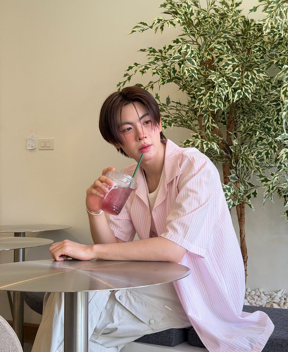 kimmolly21's tweet photo. สาหร่ายวากาเมะ        กับ        เคะแครอท https://t.co/AAm43vHwdK