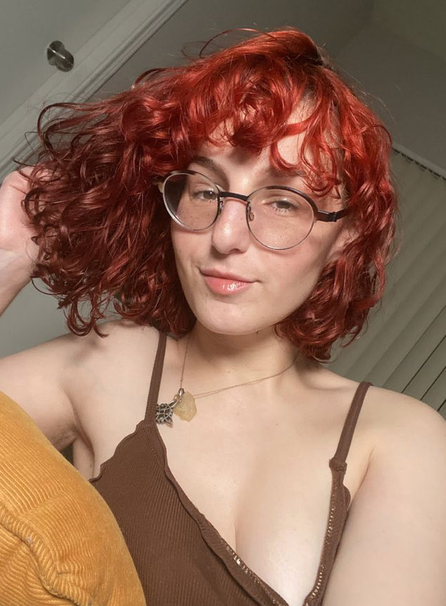 Eall0usg's tweet photo. @ChloeTrove Heyy are you down for fun 🤩 https://t.co/5qRdhunYbZ