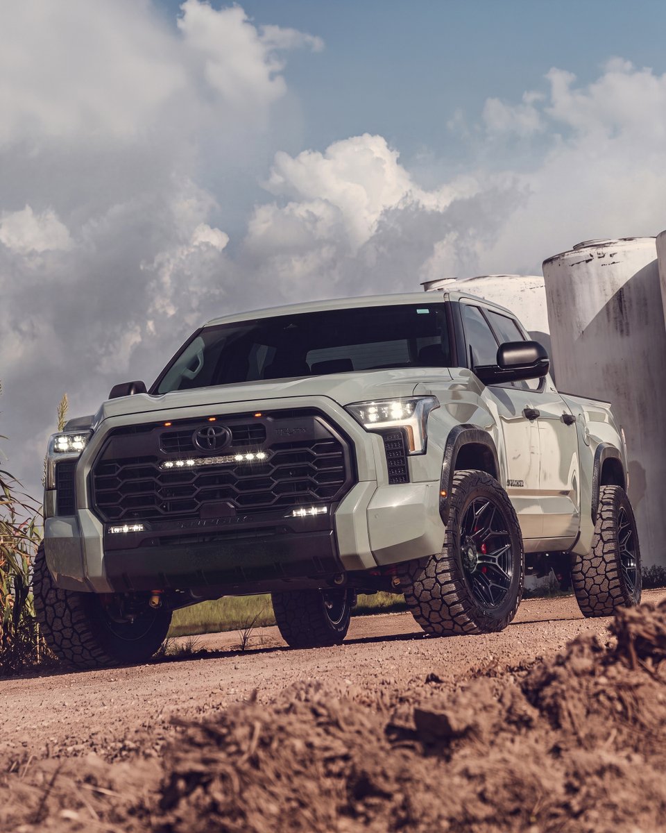 4PlayWheels's tweet photo. The all-new 4PLAY® Wheels 4P44 is arriving SOON!
Bold, statement-making styling with the premium craftsmanship 4PLAY® Wheels is known for.
Select sizes and finishes are available for pre-order now. Stay tuned. 👀
#4PLAYWheels #Tundra #ToyotaTundra #TRD #SR5 https://t.co/VNljaQ1rCW