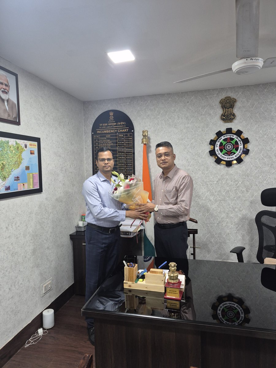 dyclcbbsr's tweet photo. We were honored to welcome Shri Susanta Kumar Nayak, Dy. CLC (Central), CLC HQ New Delhi, to the Office of the Deputy Chief Labour Commissioner (Central), Bhubaneswar, for an official inspection scheduled on October 5th and 6th, 2026.

The esteemed dignitary was warmly greeted https://t.co/mwaIelktyA