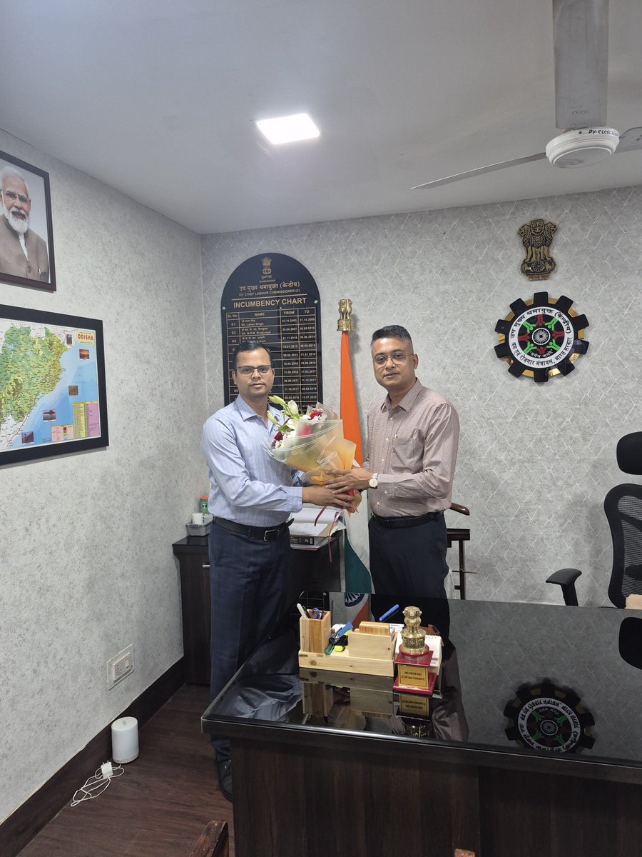 dyclcbbsr's tweet photo. We were honored to welcome Shri Susanta Kumar Nayak, Dy. CLC (Central), CLC HQ New Delhi, to the Office of the Deputy Chief Labour Commissioner (Central), Bhubaneswar, for an official inspection scheduled on October 5th and 6th, 2026.

The esteemed dignitary was warmly greeted https://t.co/mwaIelktyA