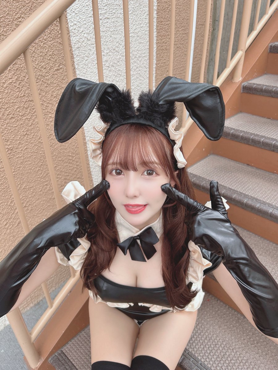 izumiii0__0 tweet picture