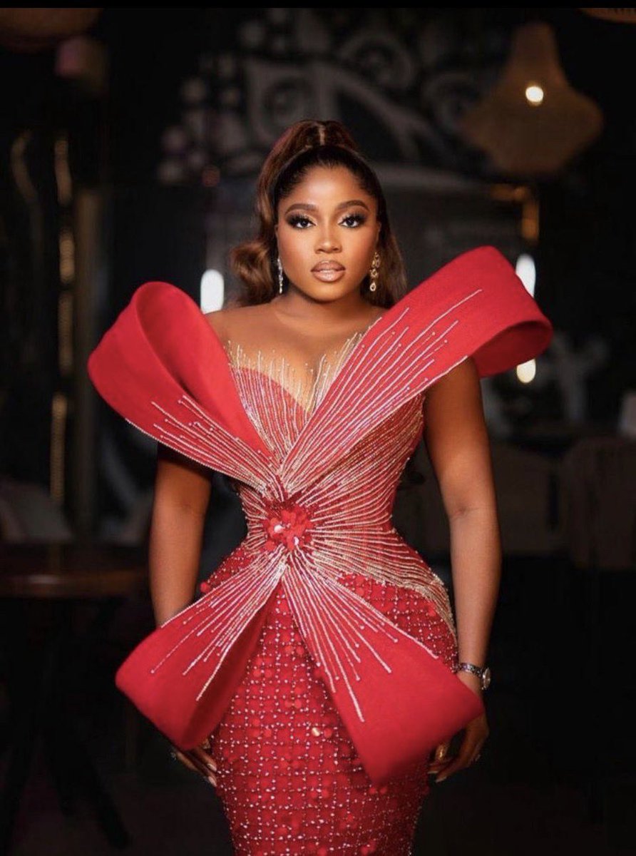 EmmanuelIkzh's tweet photo. WHO WORE IT BEST?
BellaNaijaβs 20th Anniversary red carpet was a full-on fashion battle! πβ¨
Veekee James π Mercy Eke β both came to make a statement, but only ONE can take the crown. π
Who gets your vote? ππ½
#BellaNaija20 #VeekeeJames #MercyEke #Fashion https://t.co/YpEFTbS4bh