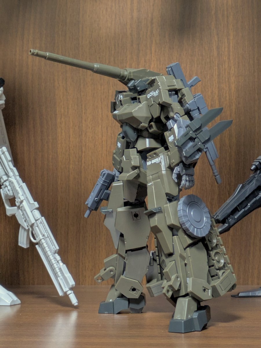 64bitCPU's tweet photo. MSGを崩しています
マルチキャリバーを轟雷に装備させてみました
#フレームアームズ https://t.co/u9muPZqTly