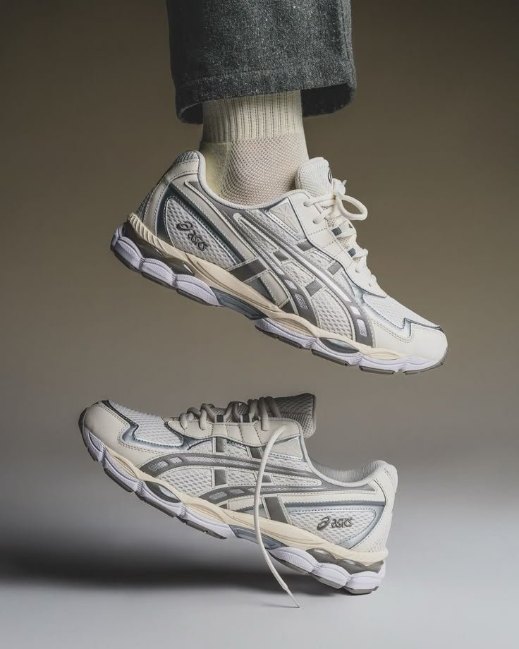 azsyabar's tweet photo. WAHHH...ASICS YANG INI CAKEP JUGAA 🥹🫶🏻 https://t.co/DxBgKXQR7k
