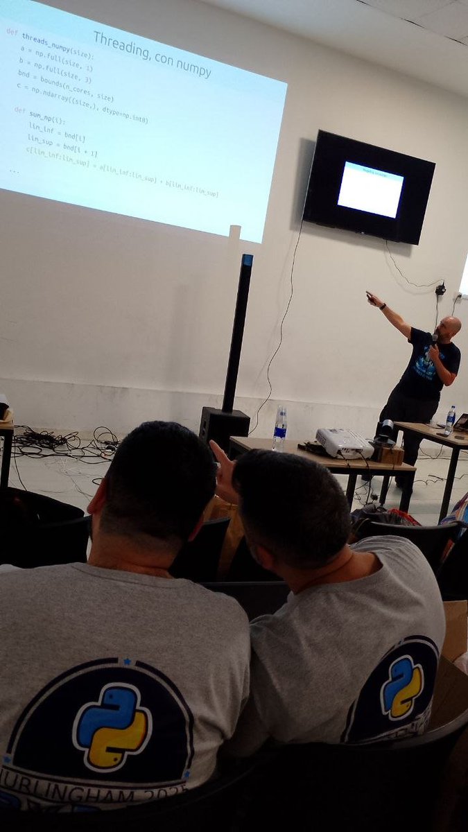 LeCoVi's tweet photo. Ahora en noviembre se vienen unos PyDays en La Plata y Hurlingham organizado por @PythonArgentina y están buscando Sponsors para ayudar a la comunidad! 
DMs abiertos 😉 https://t.co/nTXcyZfwNi