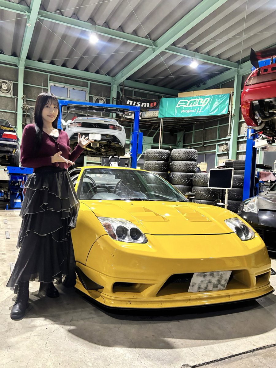 renna1208's tweet photo. 本日は！
横浜ゴム株式会社様のTikTokの撮影で
ADVANCEさんへ行ってきました🛞
イエローが目立って格好いいNSXと💛
ADVANCEさんでのインタビューや、
横浜の夜景をバックに
走行風景の撮影にも参加してきましたので
横浜ゴム公式アカウントでの
公開をお楽しみに🌃😉
ありがとうございました！ https://t.co/qKZOV8eBt9