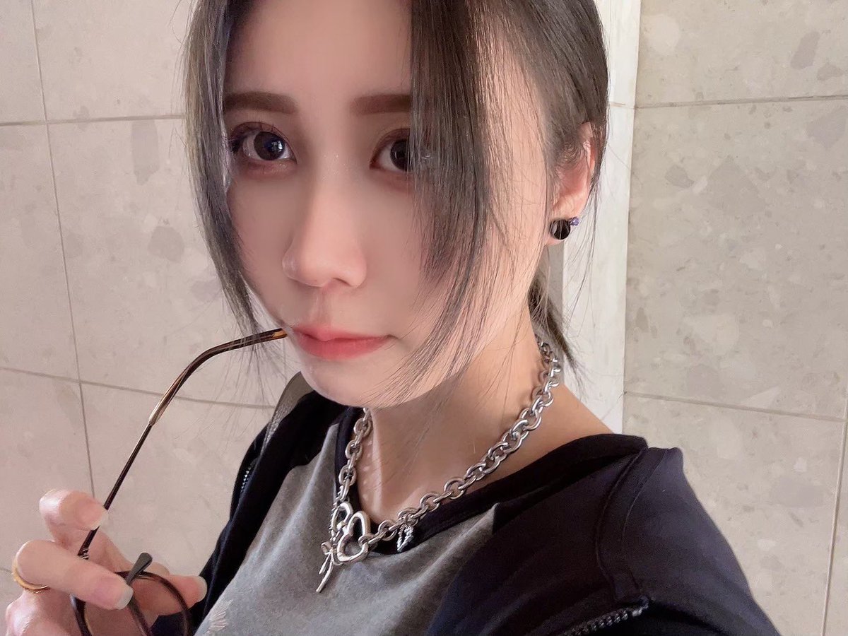 saaaayasama02's tweet photo. よく見えないから、もっとこっちおいで♡ https://t.co/fpn9vBvw8h