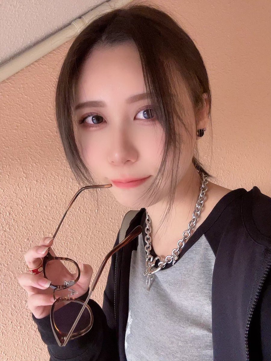 saaaayasama02's tweet photo. よく見えないから、もっとこっちおいで♡ https://t.co/fpn9vBvw8h