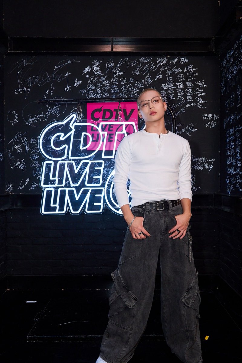 Hinata_sslux4's tweet photo. @TBSCDTV 
TBS 「CDTV ライブ！ライブ！」

ありがとうございました！
LDH選抜！

全員ピチT🤭！

どうでしたか？？

#LDH選抜
#CDTV https://t.co/UwRKoB67oj