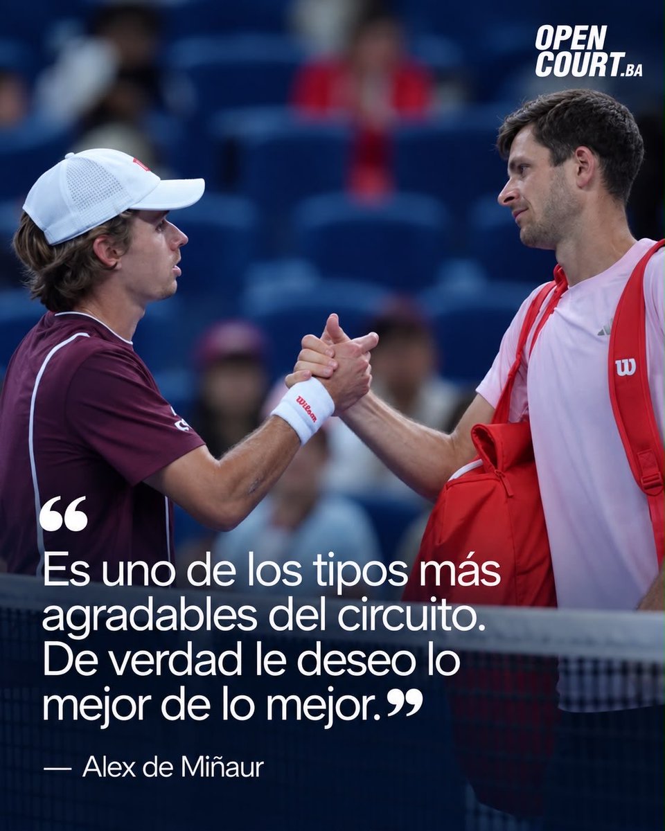 OpenCourtBA's tweet photo. Gran gesto de Alex de Miñaur ❤️

Después del retiro de Hubert Hurkacz en Pekín, el australiano le dedicó unas palabras muy lindas y le deseó una pronta recuperación. https://t.co/O9kZzcLhGk