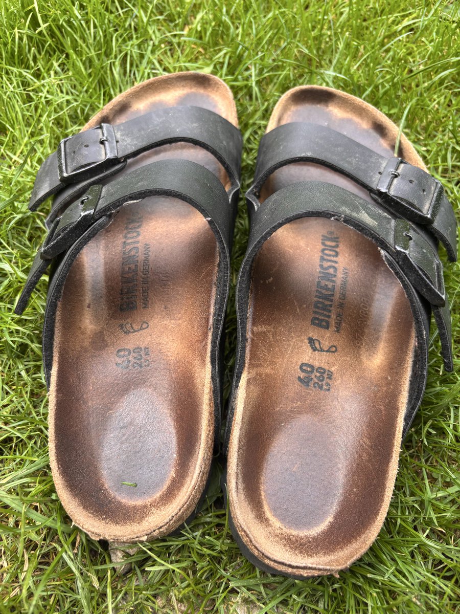 In2BootsNRubber's tweet photo. Hot and sweaty 🥵 

#footfetish #gayfeet #gayfetish #smelly #wellworn #gay https://t.co/k07Jc4A4J5
