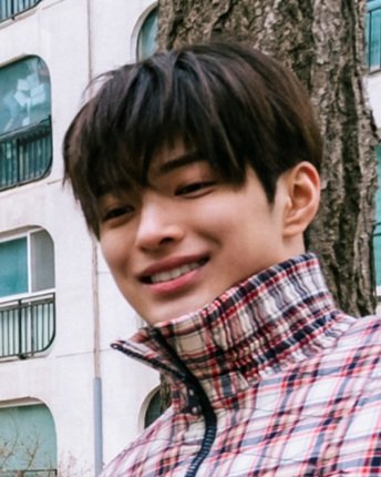 keonhoguide's tweet photo. Pls be nice he is just 2 secs old 🥺 https://t.co/eAevV80fl9