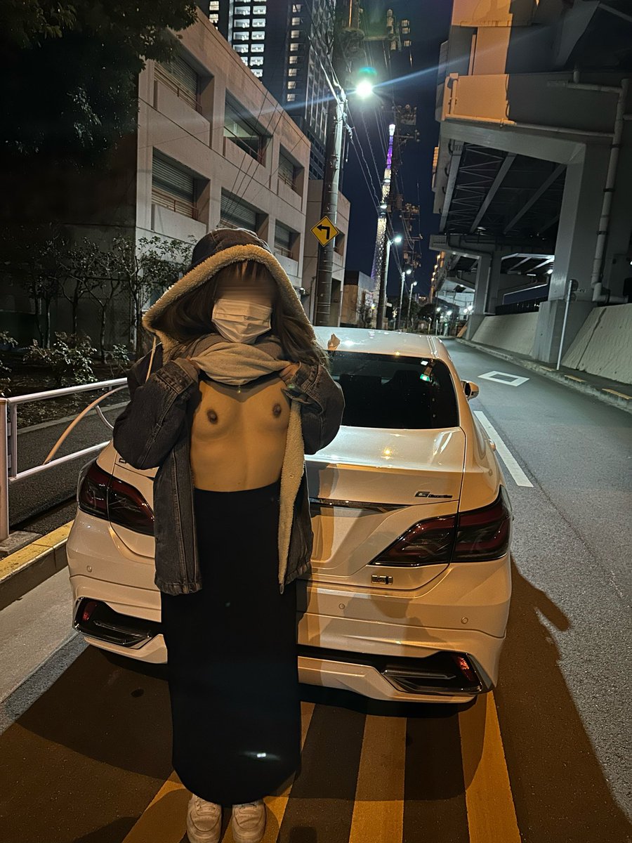 rouge3110's tweet photo. 30
#人妻 #野外露出 https://t.co/y26CSUwE1I