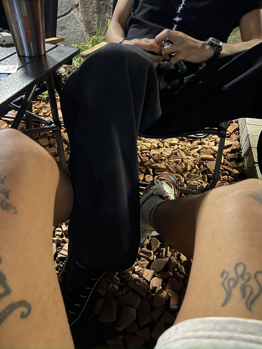JeffMoses00's tweet photo. shoot nya 20 menit, nongkrong nya 4 jam . https://t.co/BAxS75GgBk