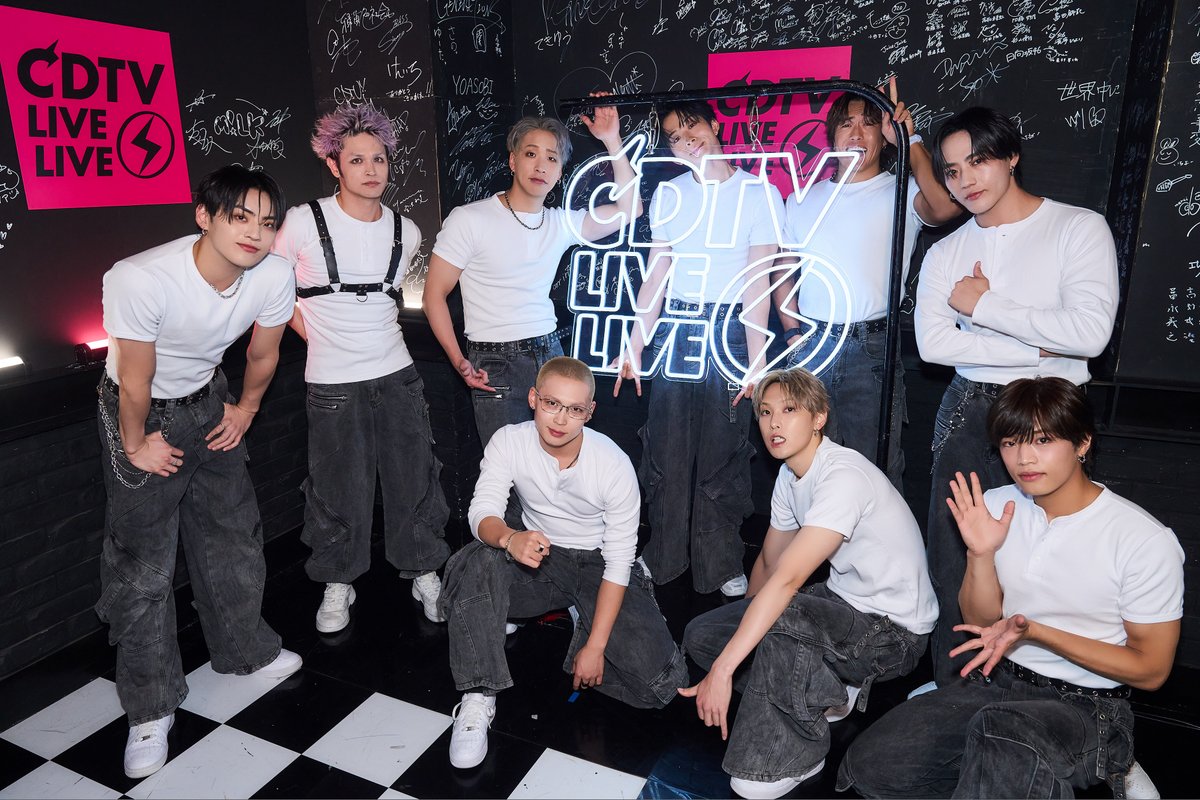 tjbb_'s tweet photo. TBS「CDTVライブ！ライブ！」
踊ってみた企画

#LDH選抜
🐣HINATA
https://t.co/4WpOgYeqpZ

🦋TAKI
https://t.co/vfYTgiHUJf

👽NOSUKE
https://t.co/gVWfNaFij7

出演させていただきました✨
ありがとうございました🚀

┈┈┈
🚀About #TJBB
https://t.co/nz8BroLnBB

NEO EXILE SPECIAL LIVE 2026
🗓️日時
12/30(水) 開場17:00/開演18:00
12/31(木) 開場16:00/開演17:00
📍ららアリーナ 東京ベイ
🔗
https://t.co/6H3ePcbATV
┈┈┈

@TBSCDTV
#CDTVライブライブ
#TJBB #THEJETBOYBANGER
