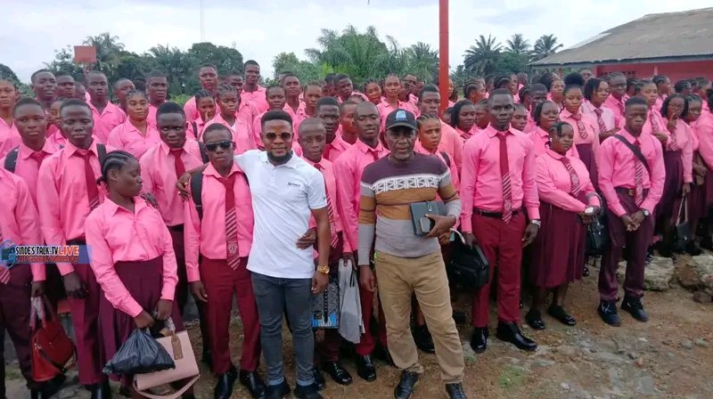 MyerSaydi's tweet photo. Senator Augustine S. Chea Relaunches L$3 Million Scholarship Program for 733 Students in Sinoe. Senator Augustine S. Chea of Sinoe County has relaunched his scholarship program valued at L$3 million, targeting 733 students across Sinoe County. https://t.co/pLfy1e5d19