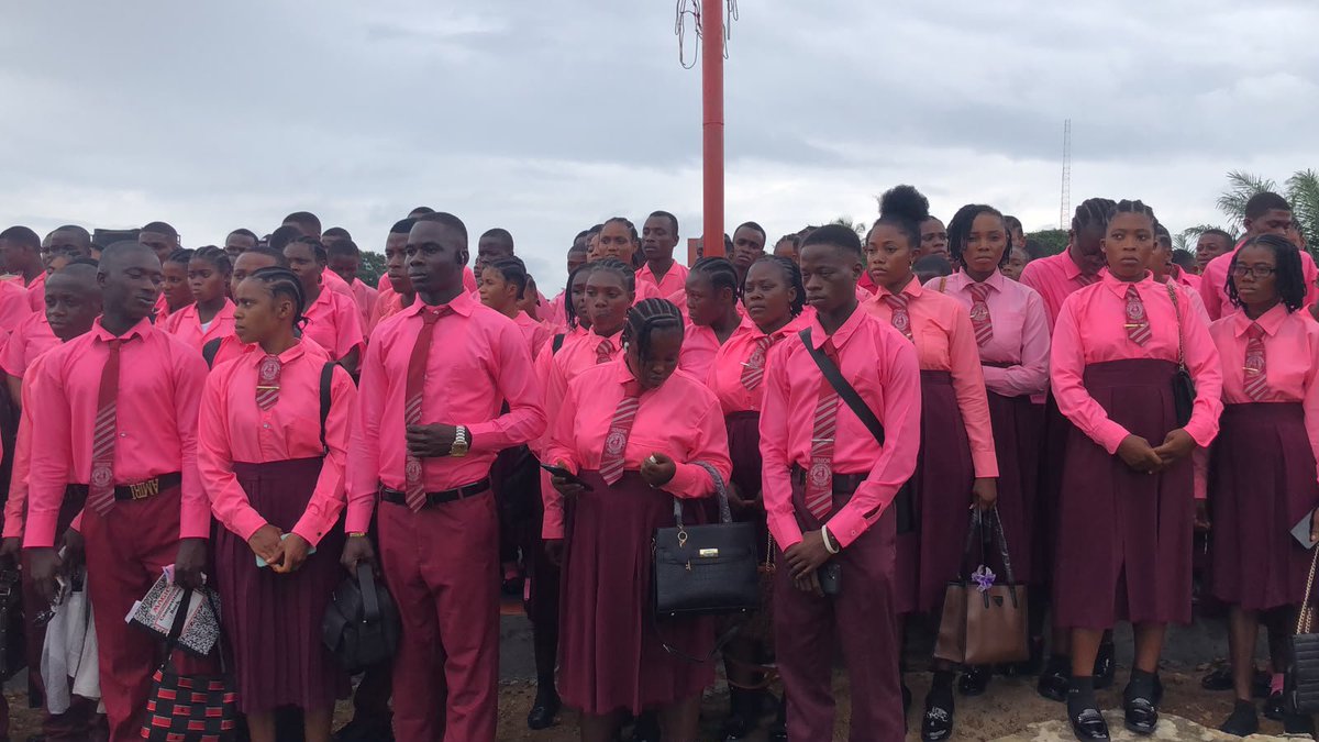 MyerSaydi's tweet photo. Senator Augustine S. Chea Relaunches L$3 Million Scholarship Program for 733 Students in Sinoe. Senator Augustine S. Chea of Sinoe County has relaunched his scholarship program valued at L$3 million, targeting 733 students across Sinoe County. https://t.co/pLfy1e5d19