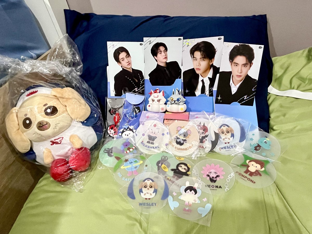 PTippawap's tweet photo. บอกตัวเองว่าซื้อคูปองเล่นๆ300พอ ใช่ค่ะ 4190 บาท 

#GMMTVFANIVAL2026HappyFamily https://t.co/9h2IWRC2SV