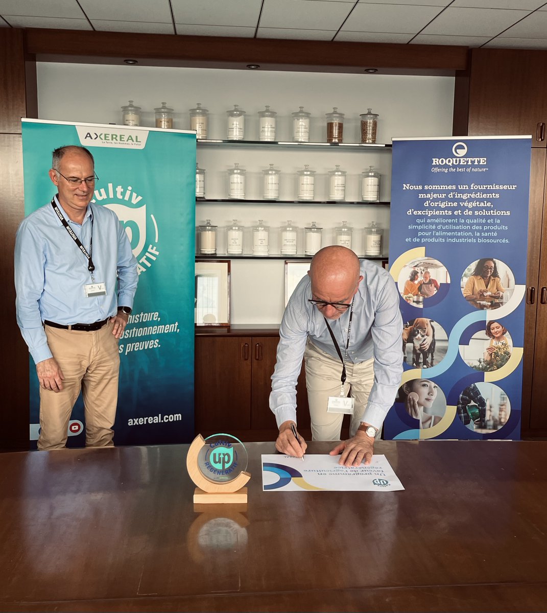 _AXEREAL's tweet photo. [Actualité clients] - Roquette et Axéréal signent un contrat pluriannuel autour de l'agriculture régénérative (maïs), et franchissent une nouvelle étape dans leur collaboration historique. 

🔗 Découvrez l'actualité complète :  https://t.co/zJjf8x80mI

#PlusFortsEnCoop https://t.co/OvIkPVNm16