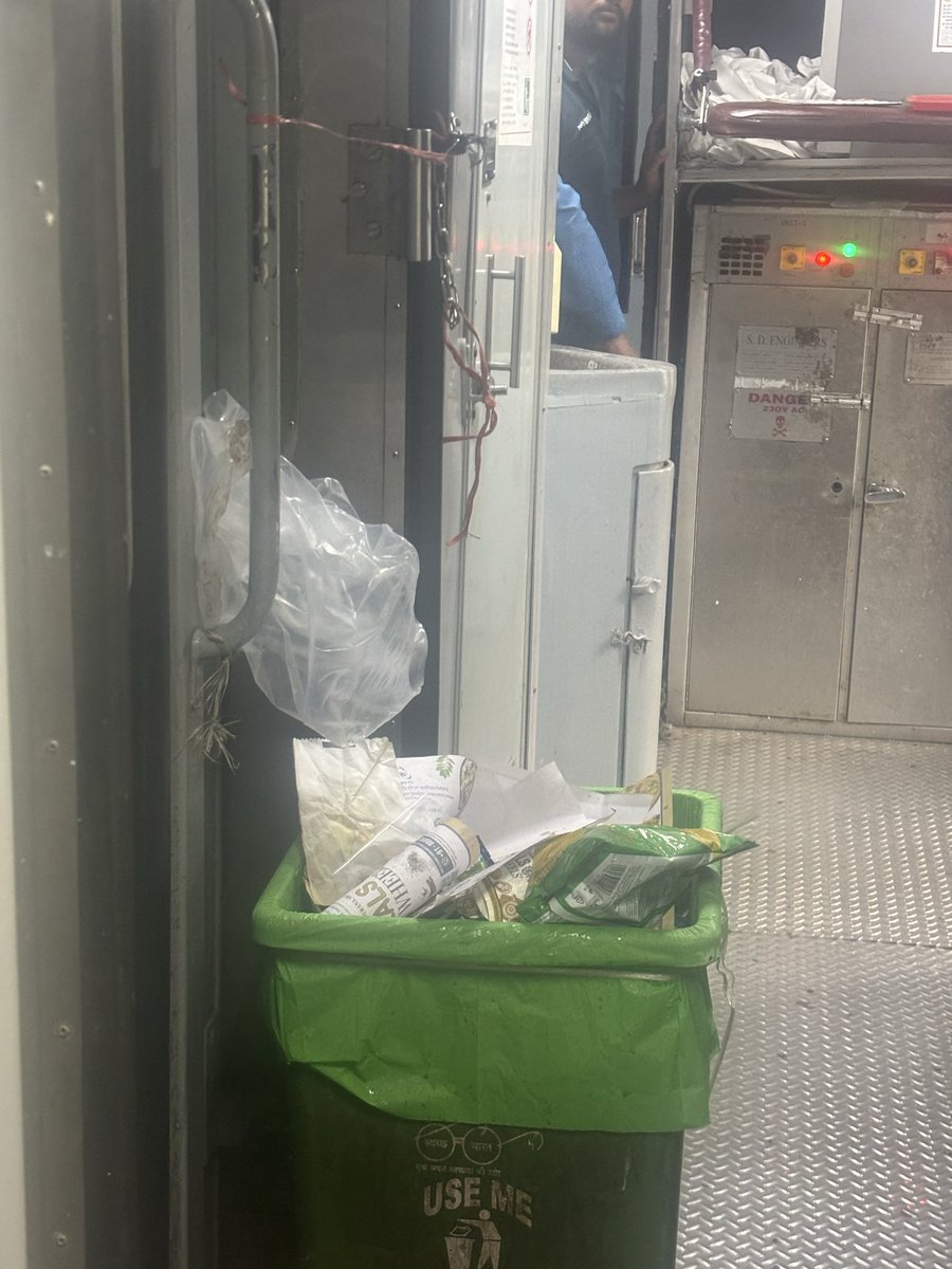 Mathsmerizing's tweet photo. @railcomplaint @RailMinIndia @IRCTCofficial @RailwaySeva Train 22691, Coach A3: an overflowing open dustbin has been kept next to the toilets for hours, causing unbearable stench. Pantry staff even used serving plates to push down the waste and were rude when questioned. Please intervene https://t.co/KKZRnbv3oU