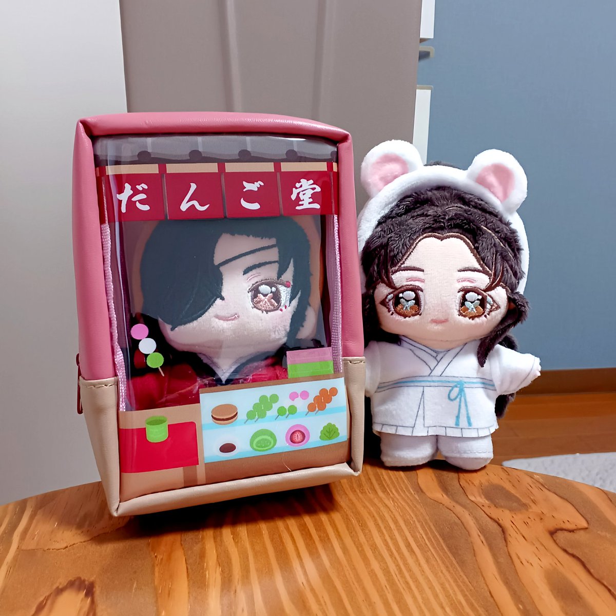 HiyokoNui's tweet photo. 訳アリの２人が開いたお団子屋さん🍡 https://t.co/bG7ZNWlAZ0