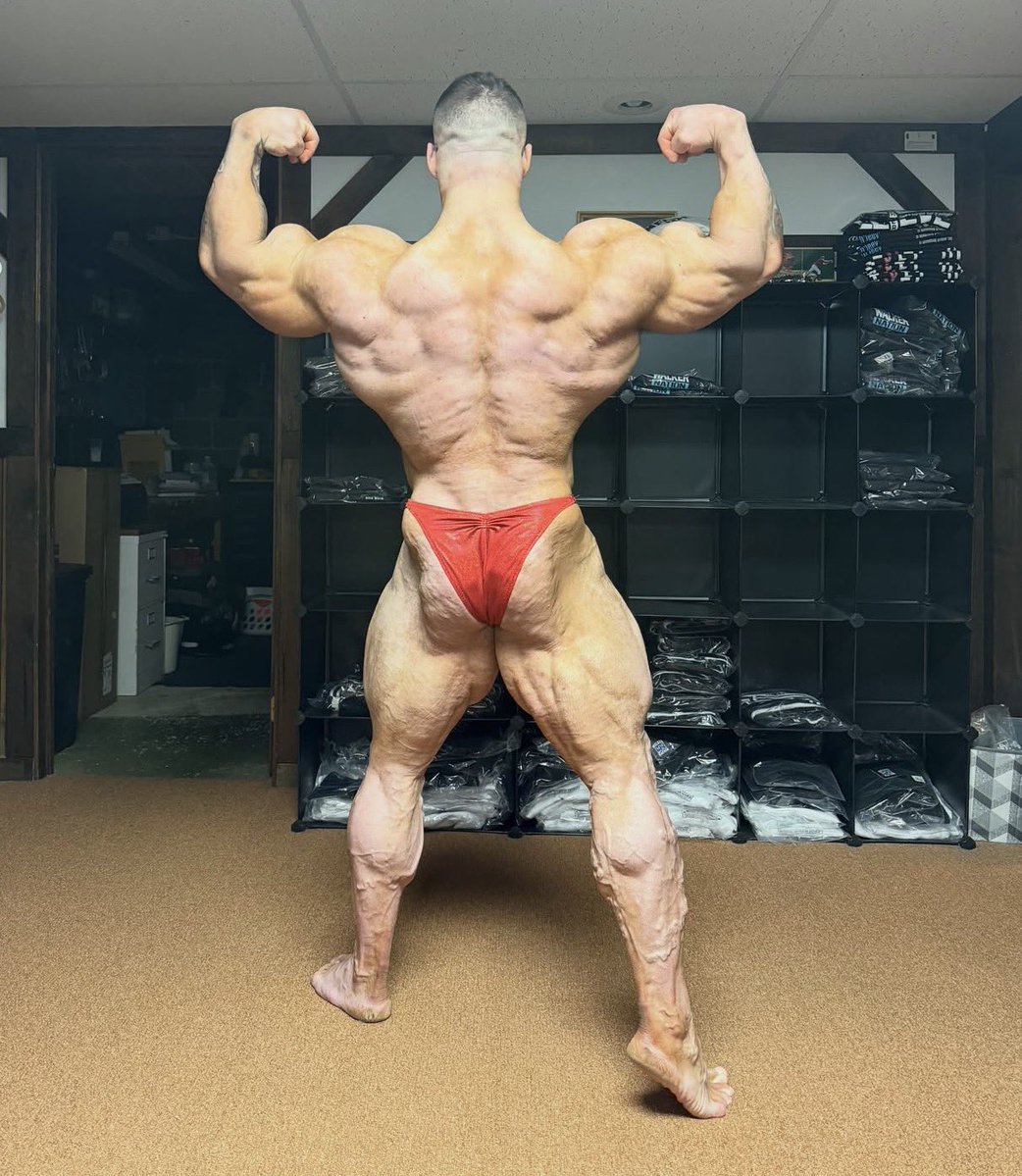 thedailypumpp's tweet photo. Mr. Olympia Champion Nick Walker update 1 WEEK post show. 

#bodybuilding https://t.co/0gimruADVo