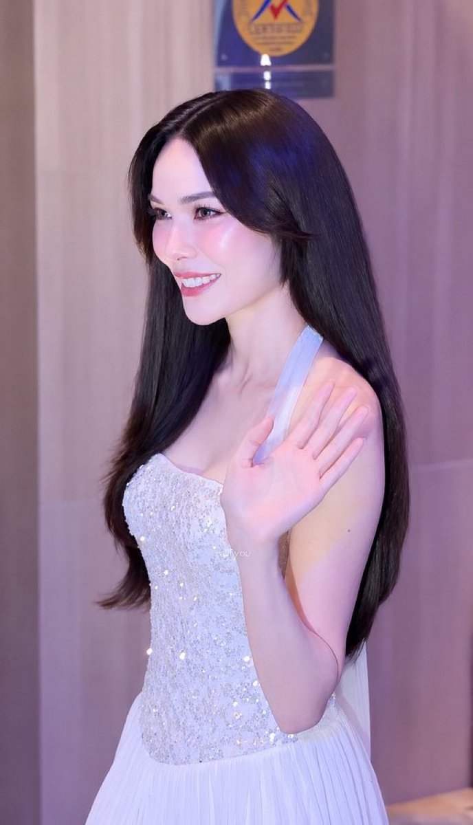 Chadetu_Nara's tweet photo. นางฟ้า🪽

#INHAMONYPressConXCharlotte
#ชาล็อตออสติน #CharlotteAustin
@itscharlotty https://t.co/oSGS2Z2sgl