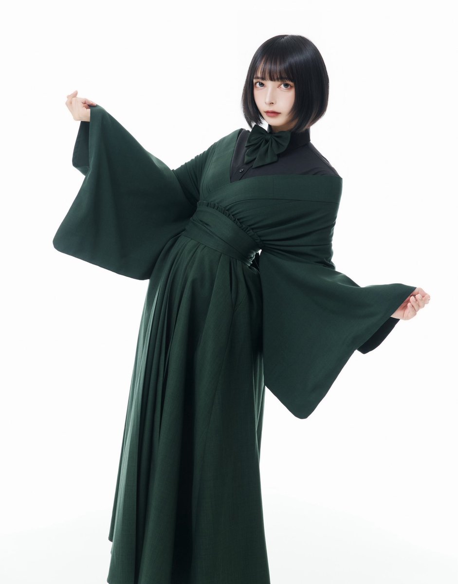 misamaru_kimono's tweet photo. 【お知らせ】
10月9日(金)21時より「<男女兼用>半着物 深緑」の発売開始！
https://t.co/Czzl90FWi6 https://t.co/M2Eey5OID8