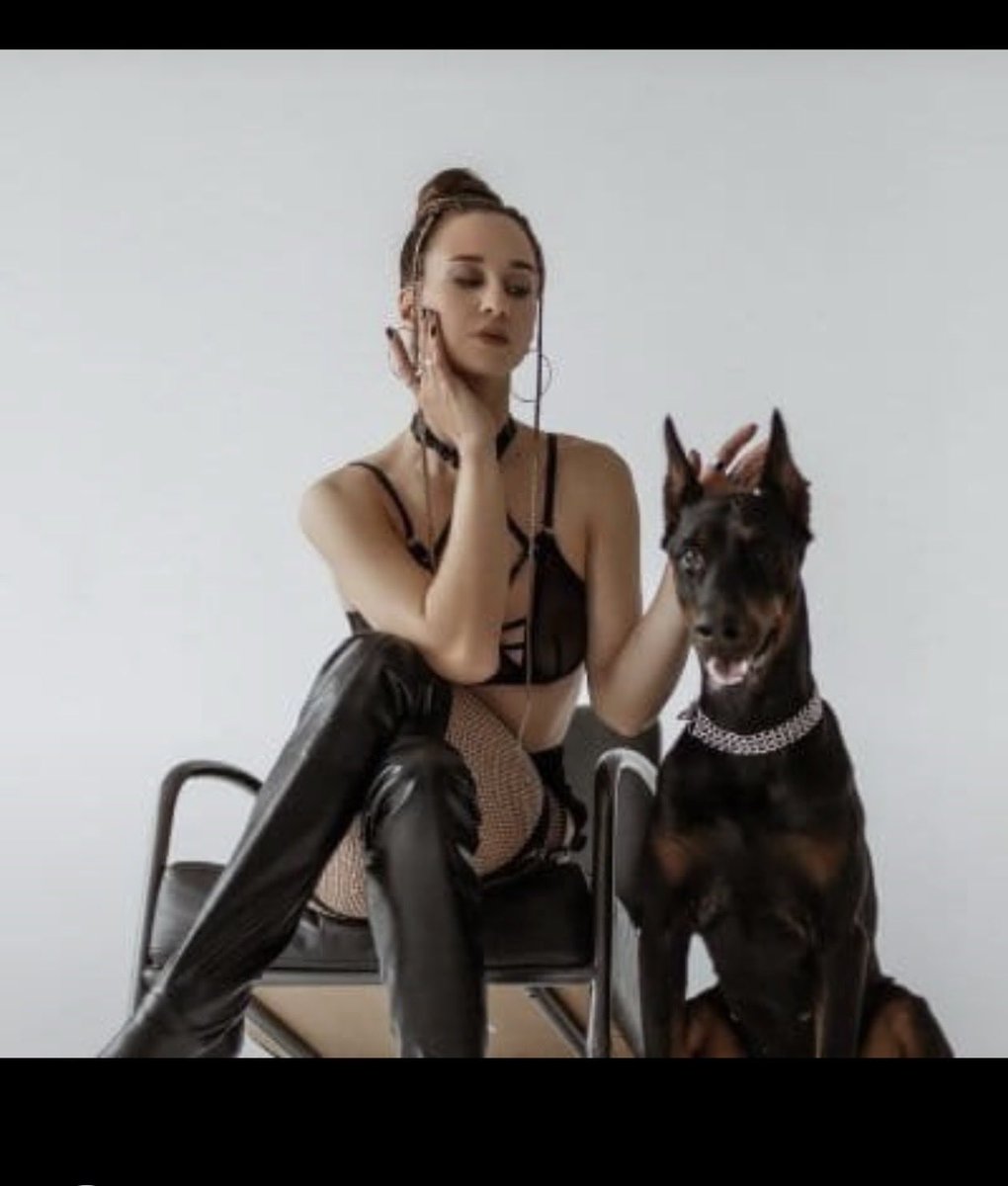 K9Baddiexp7s's tweet photo. We're going live again tonight!
Come join me, last night's stream was straight 😵🤭 
 Shit got so messy when my loyal friend puked me so hard😩🍆
Who's ready for thick
K9 knotting tonight? 

Link in bio 
#k9Girl #Dogknot #Knotting https://t.co/0uWMFQNWe4