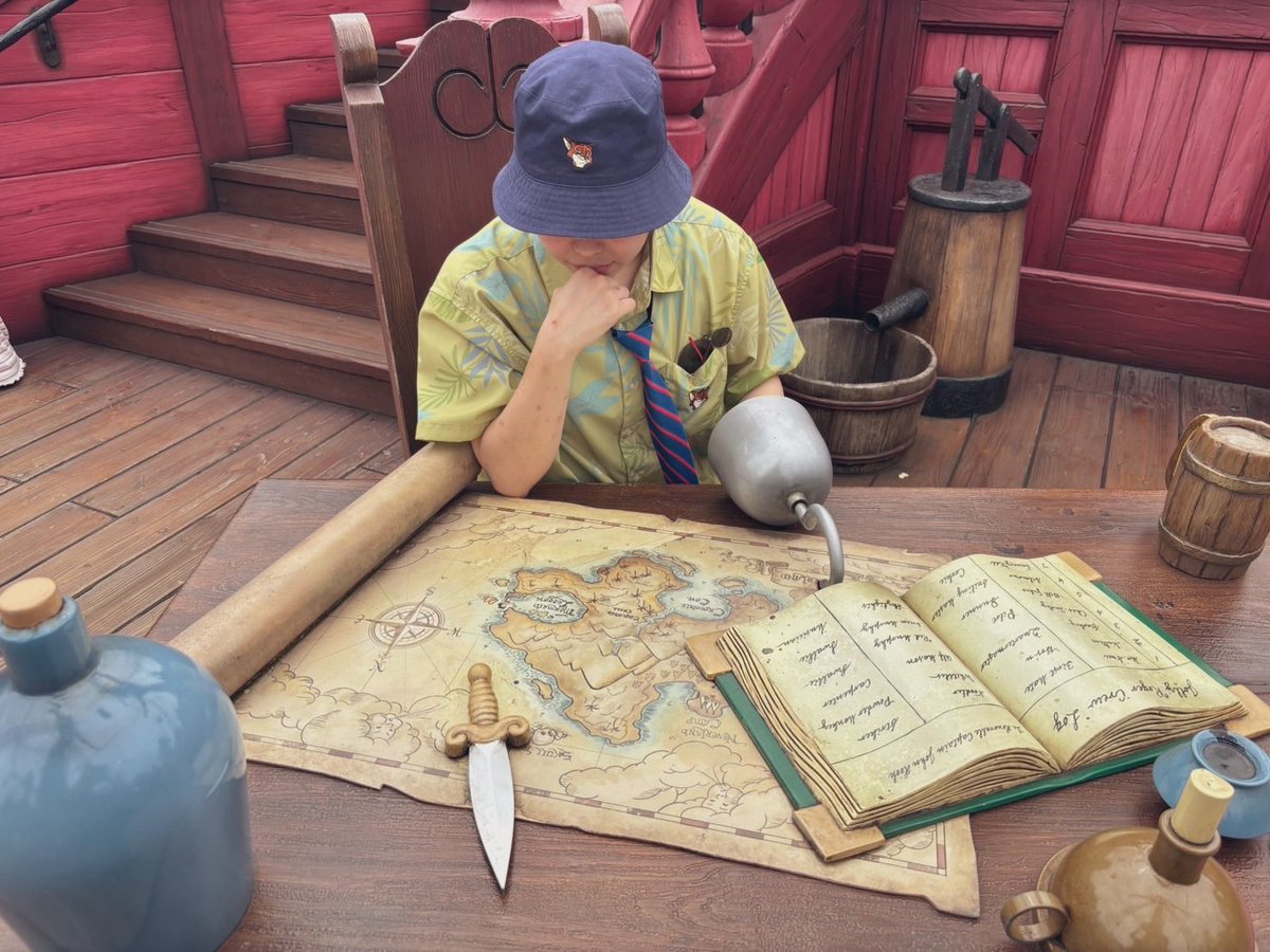 Regulus3939's tweet photo. 最近ディズニーにハマってる
Dハロ今年行けそうで嬉しすぎる…！！(私はコスしないけどね！ニックでもまた着て行こうかな？) https://t.co/Xbcz76mUd2