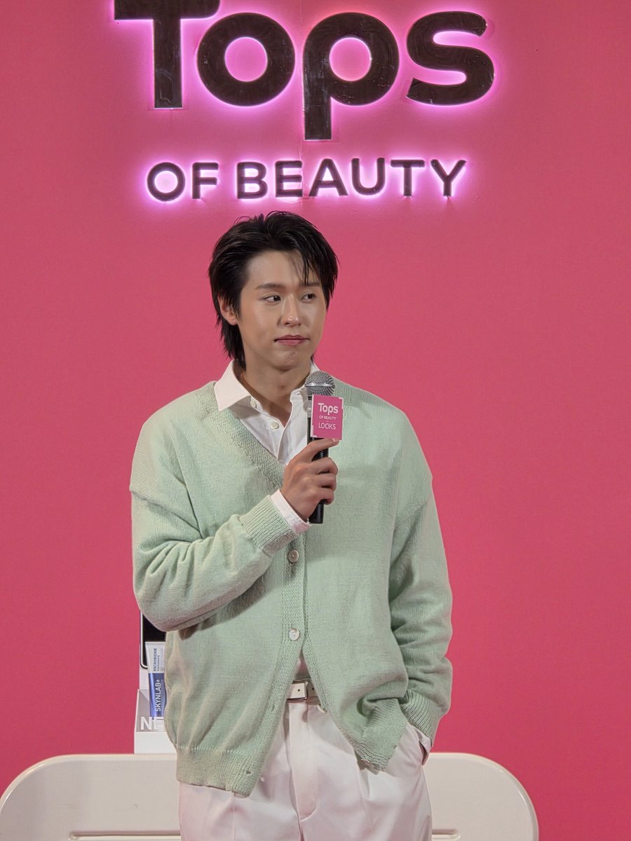 topsthailand's tweet photo. แอดมินหัวใจพี่กิ้นงับบ 🥹🫶✨️

SKYNLAB TOPS WITH BILLKIN

#TopsofBeauty2026 #LOOKSครบทุกเรื่องบิวตี้ #TOPSTHAILAND #SKYNLABxBILLKIN #Bbillkin #SKYNLABxTOPS #SKYNLAB https://t.co/IMOfZTgccy