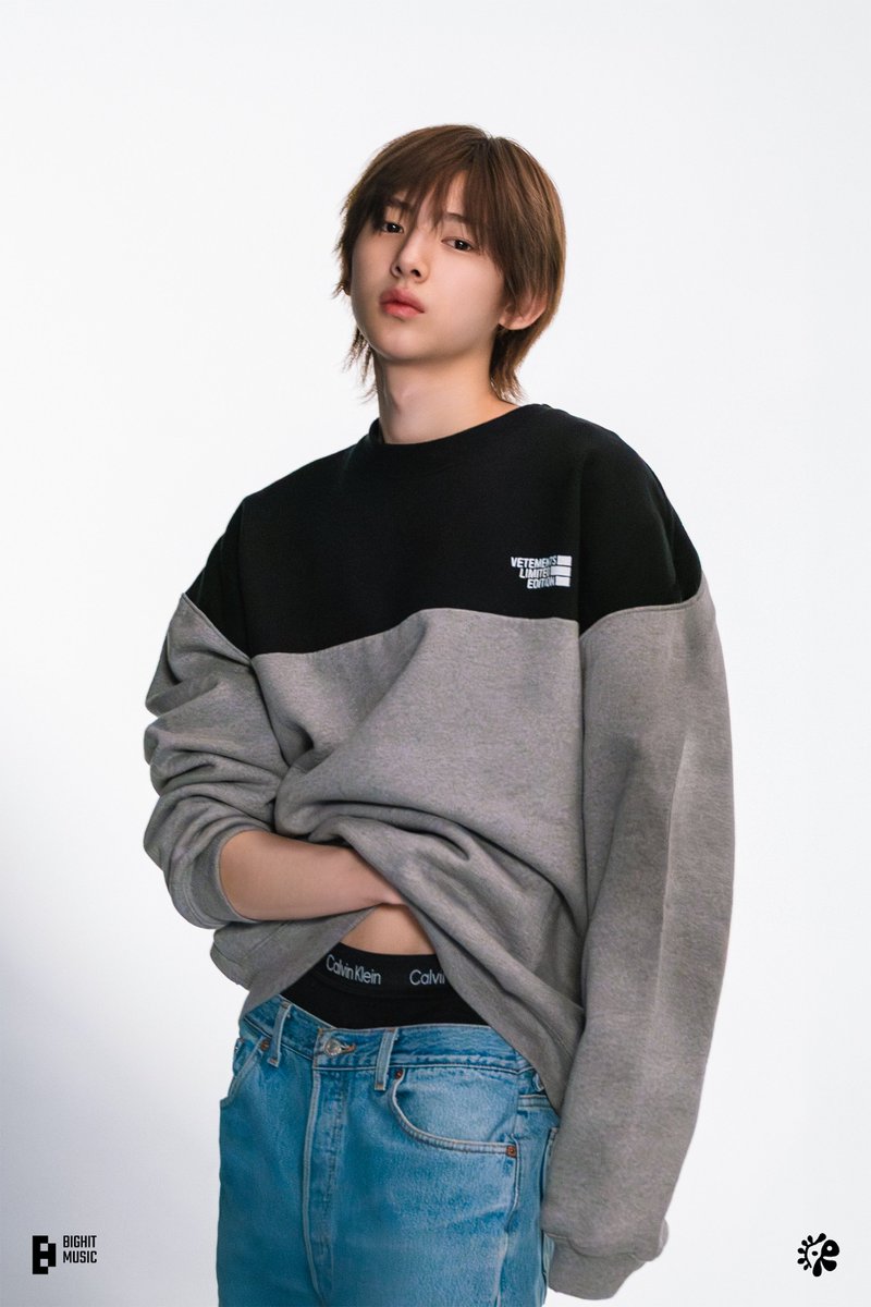 eomcoertis's tweet photo. Juhoon <GREENGREEN> Studio ver

#JUHOON #주훈 https://t.co/WogX3NzVyM