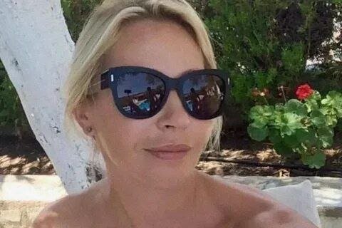 _andropov_kgb's tweet photo. Мигрант  расчленил  сожительницу в Москве, а также убил ее дочь.

Грузинский мигрант  расчленил женщину, с которой встречался  Пакеты с её останками нашли на балконе квартиры Убитая - 53-летняя Елена. Вместе с фрагментами её тела

Задержанный — 47-летний Теймураз Гогиашвили, уроженец Грузии.  Сначала он убил 19-летнюю Дарью Церетели в своём гараже в Новой Москве, а затем застрелил и расчленил её мать Елену в квартире.

Тело девушки обнаружили в гараже вместе с тайником оружия. Ещё один схрон с боеприпасами нашли в жилье, где накануне выявили останки её матери.

В 2020 году ему запретили въезд на три года из-за двух административных правонарушений. Тем не менее ему удалось оспорить решение

Его задержали в Воронежской области вместе с 40-летней любовницей  Татьяной. Убийцу  допрашивают, любовницу  проверяют на причастность к обоим убийствам. У него дома   обнаружили оружие, боеприпасы, гранаты. Пишут, что убил он неё из-за того, что она не хотела давать ему крупную  сумму денег