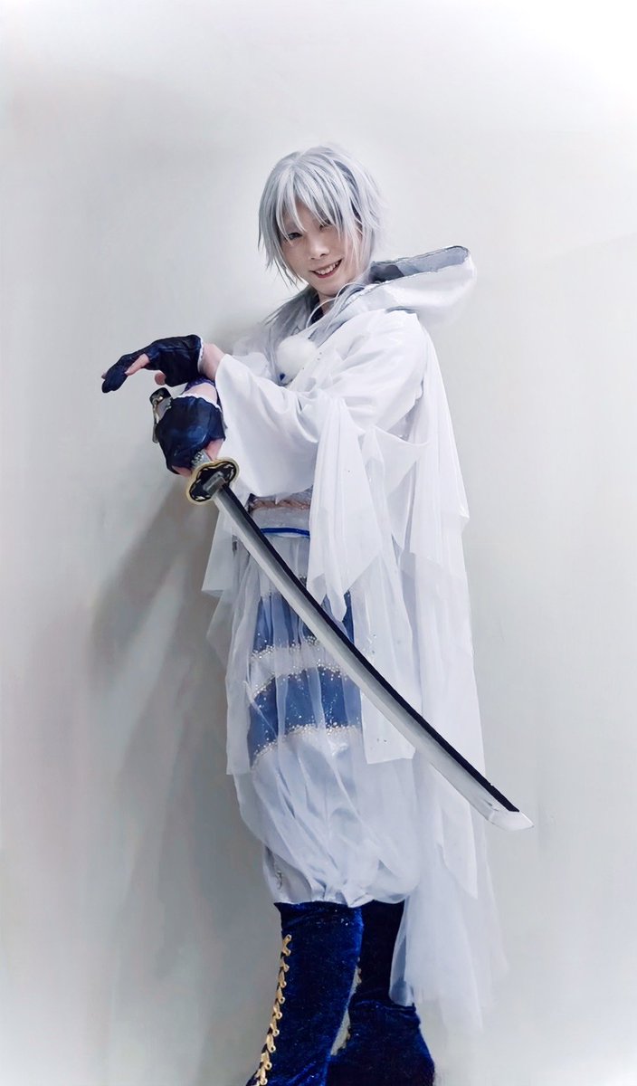 k1sk0617's tweet photo. 『刀剣乱舞 - ICE BLADE - 』

刀剣乱舞がアイスショーとなる奇跡の様な瞬間を、関わってくださった皆様のお陰で、鶴丸国永 役を演じれたこと本当に嬉しく思います。

大好きな台詞の1つ。
鶴じゃあの世までは飛べないからな。

大好きな鶴丸をもっと好きになりました。

これからも精進いたします。 https://t.co/rwDxogScFX