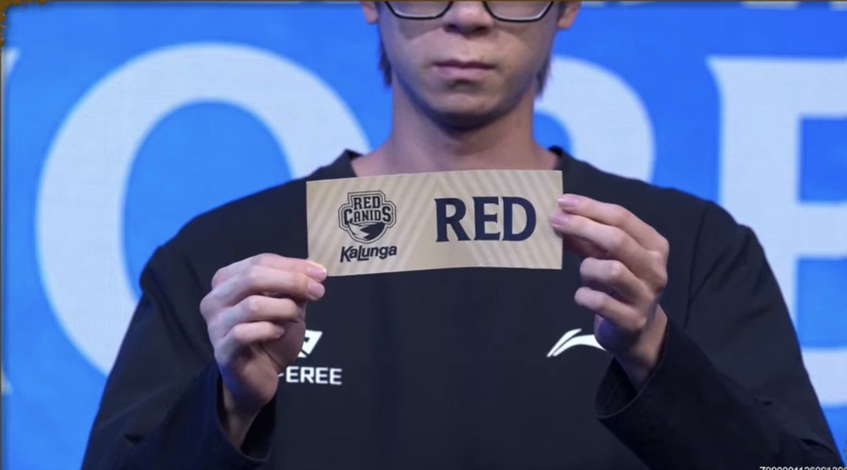REDCanids's tweet photo. TEMOS ADVERSÁRIO DEFINIDO ✅ 

Ganhamos da NaVi, perdemos da KT e agora nos provaremos contra a Vitality - buscando a vaga no stage principal e playoffs da #DemaciaCup

#GoRED https://t.co/emIc683KpK