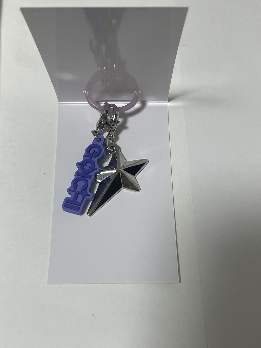 im34molv's tweet photo. BMSG FES'26 グッズ
ランダムマーカーチャーム 交換

【譲】
STARGLOW  RUI / ADAM / GOICHI

【求】
MOMOKA >>>HANAメンバー

買取も可能です🉑

郵送希望です！
お気軽にお声掛けください！
#BMSG交換 https://t.co/WT06bQgq0m