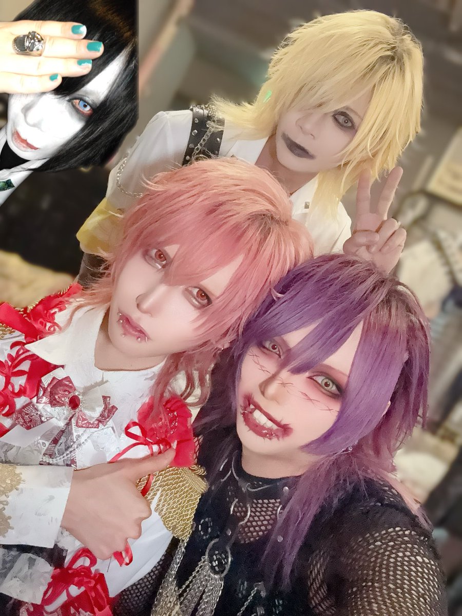 daichi_299's tweet photo. 名古屋ホリネクの時の水クリとの
ショット📸_(｡⊿°」∠)
ヒロム氏だけ撮れてなかったから合成したw（ｺﾞﾒﾝ🤣） https://t.co/S9uFXFoeEM