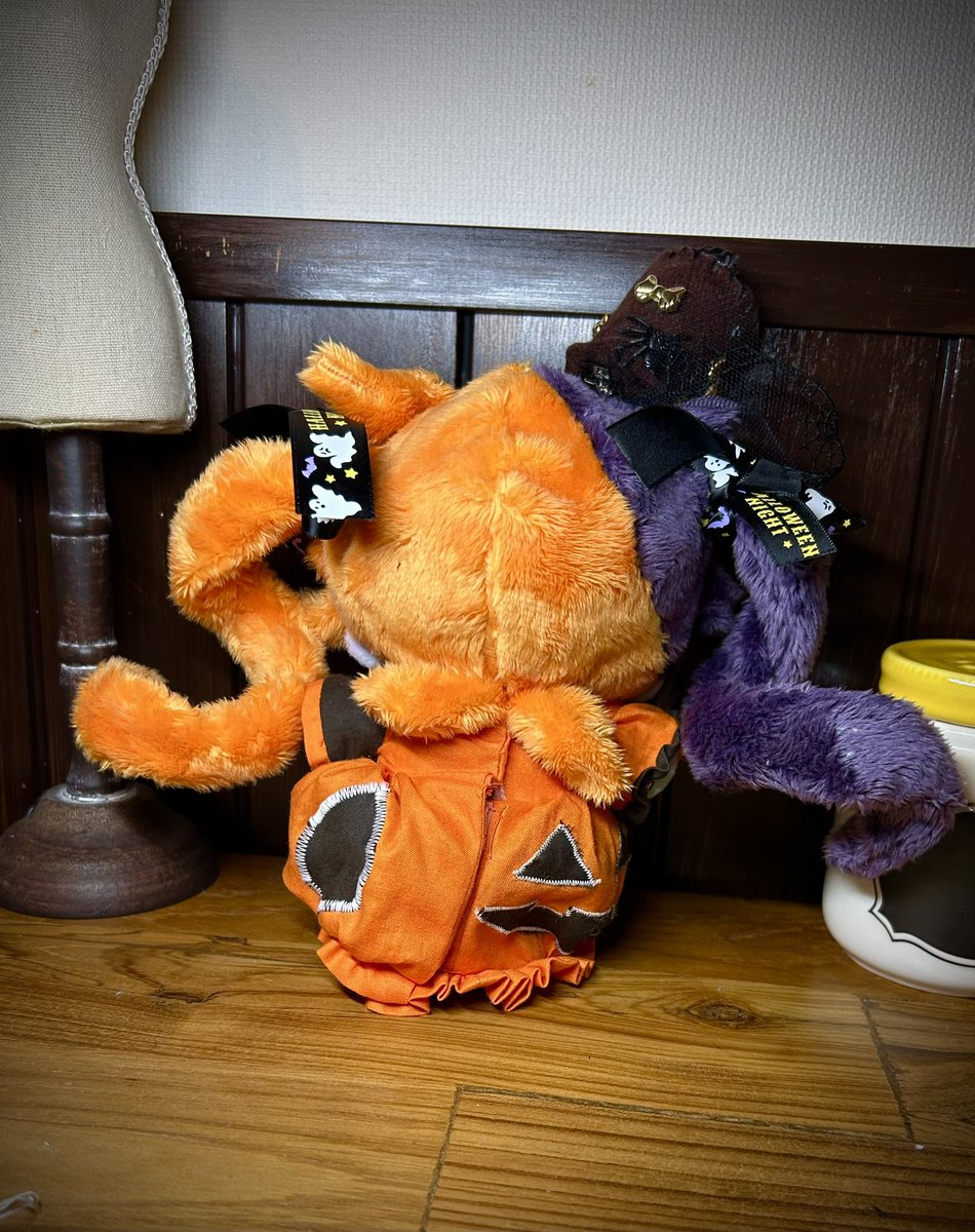 karumurak's tweet photo. たきゅーとちゃんのメンシで開催されてたハロウィンぬいちゃん選手権にて優勝させて頂きました！！本当にありがとうございます……！すごく嬉しいです……！！

オリジナルキャラクターの『メアリー・キャンディブーケ』ちゃんです🍬 https://t.co/A5yXcY2lkF
