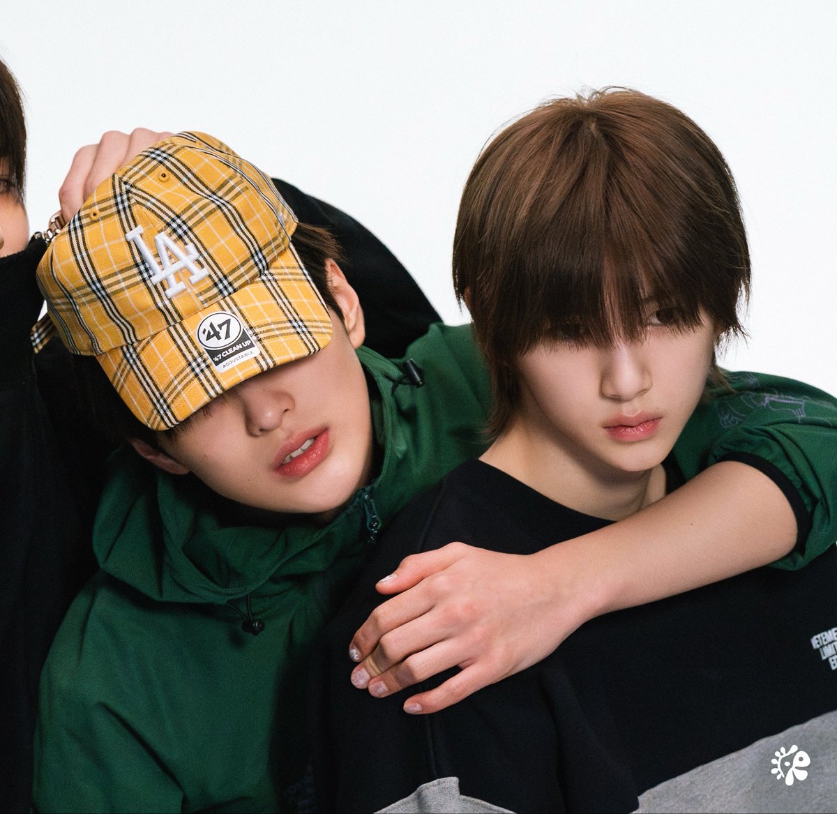inokofon's tweet photo. 견주와 견이    영원하길 https://t.co/Z7HhSBe5qf